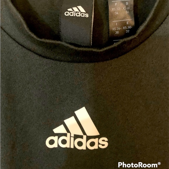 Women's cute Adidas top. Size extra small. Sleeveless. Look cute working out. - Picture 2 of 4